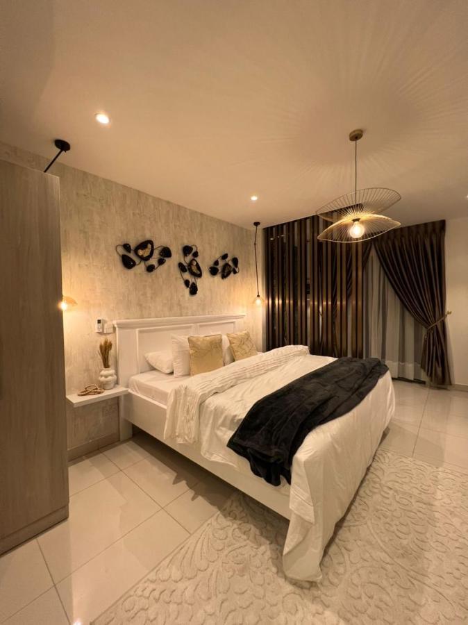 The Lennox Luxury Apartment Accra Extérieur photo